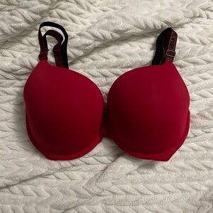 Victoria’s Secret Push-up bra, Red, 32DDD